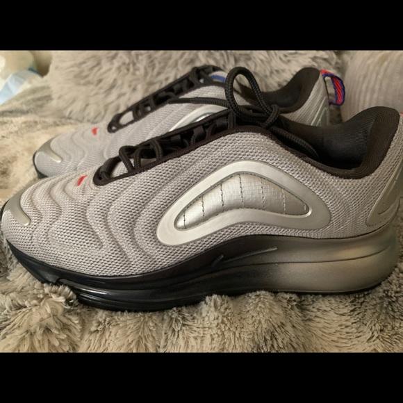 Nike black and silver 720 - Picture 6 of 6